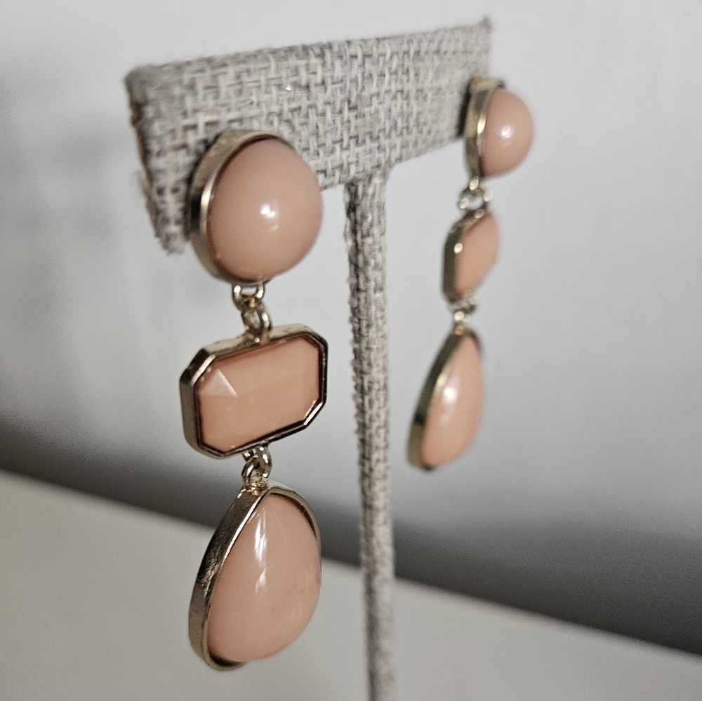 Dusty Rose Blush Triple Drop Statement Earrings – Gold Tone Dangle | SZ 2.5"